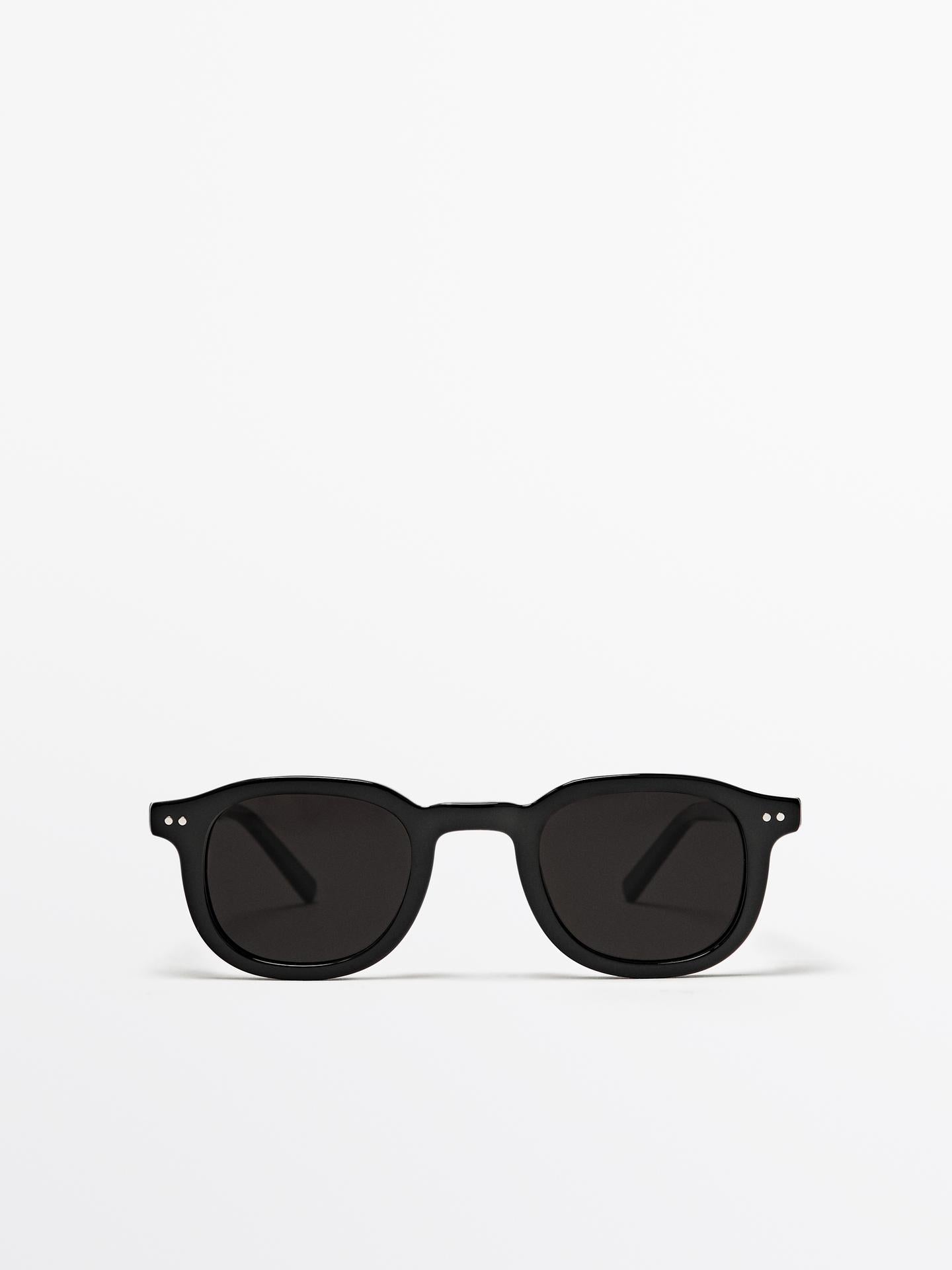 Round sunglasses